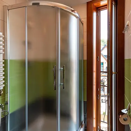 Alpesi faház Podhalanka Jacuzzi & Sauna - Drewniany Dom Dla 20 Osob