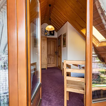 Podhalanka Jacuzzi & Sauna - Drewniany Dom Dla 20 Osob