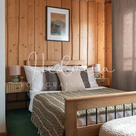 Podhalanka Jacuzzi & Sauna - Drewniany Dom Dla 20 Osob * 比利但耶克